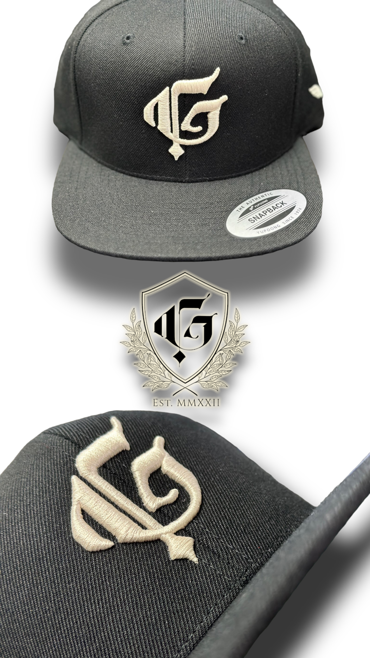 GCREW Logo Hat Black & Off White