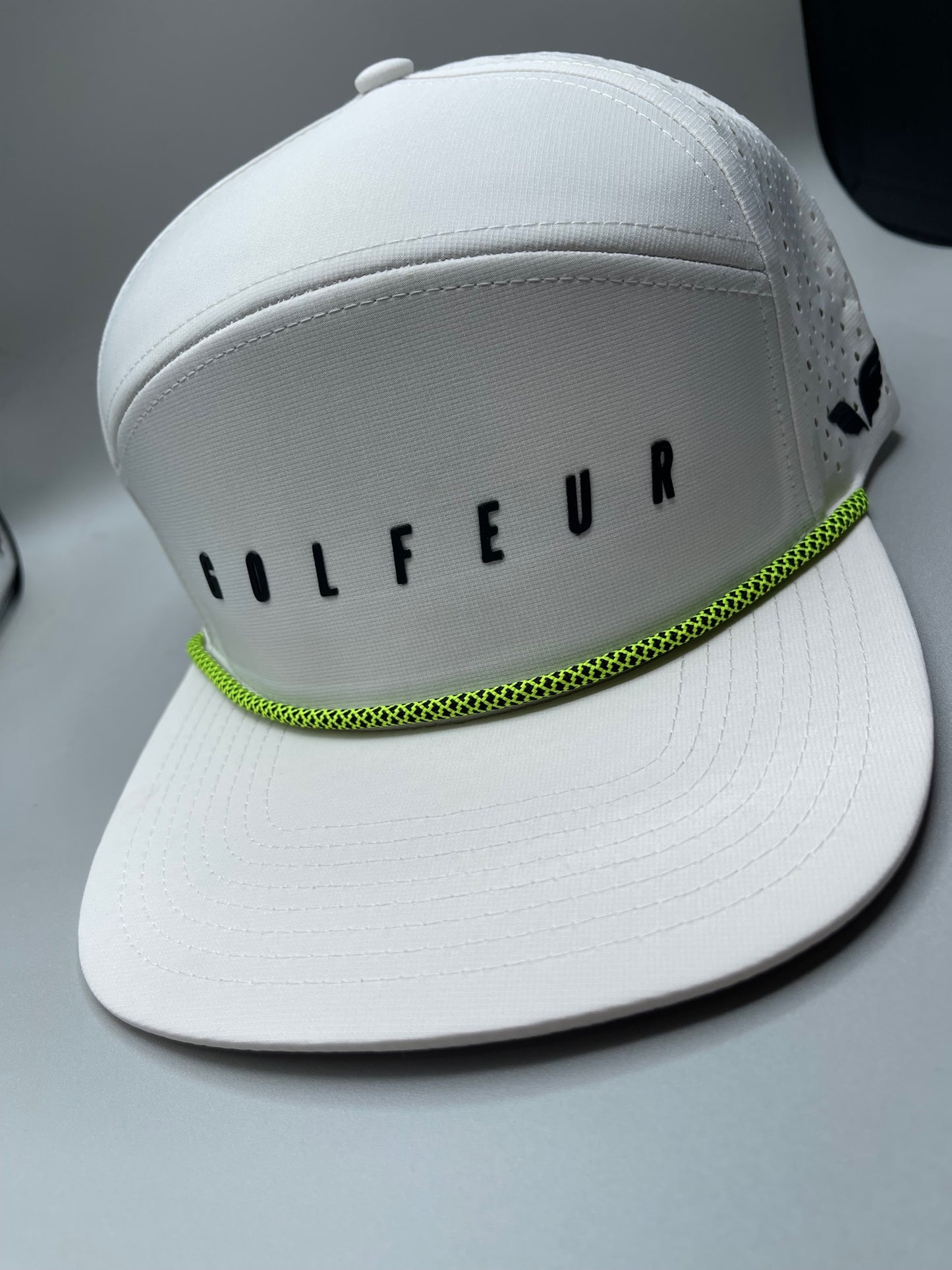 GOLFEUR Performance 7 Panel White and Neon Rope