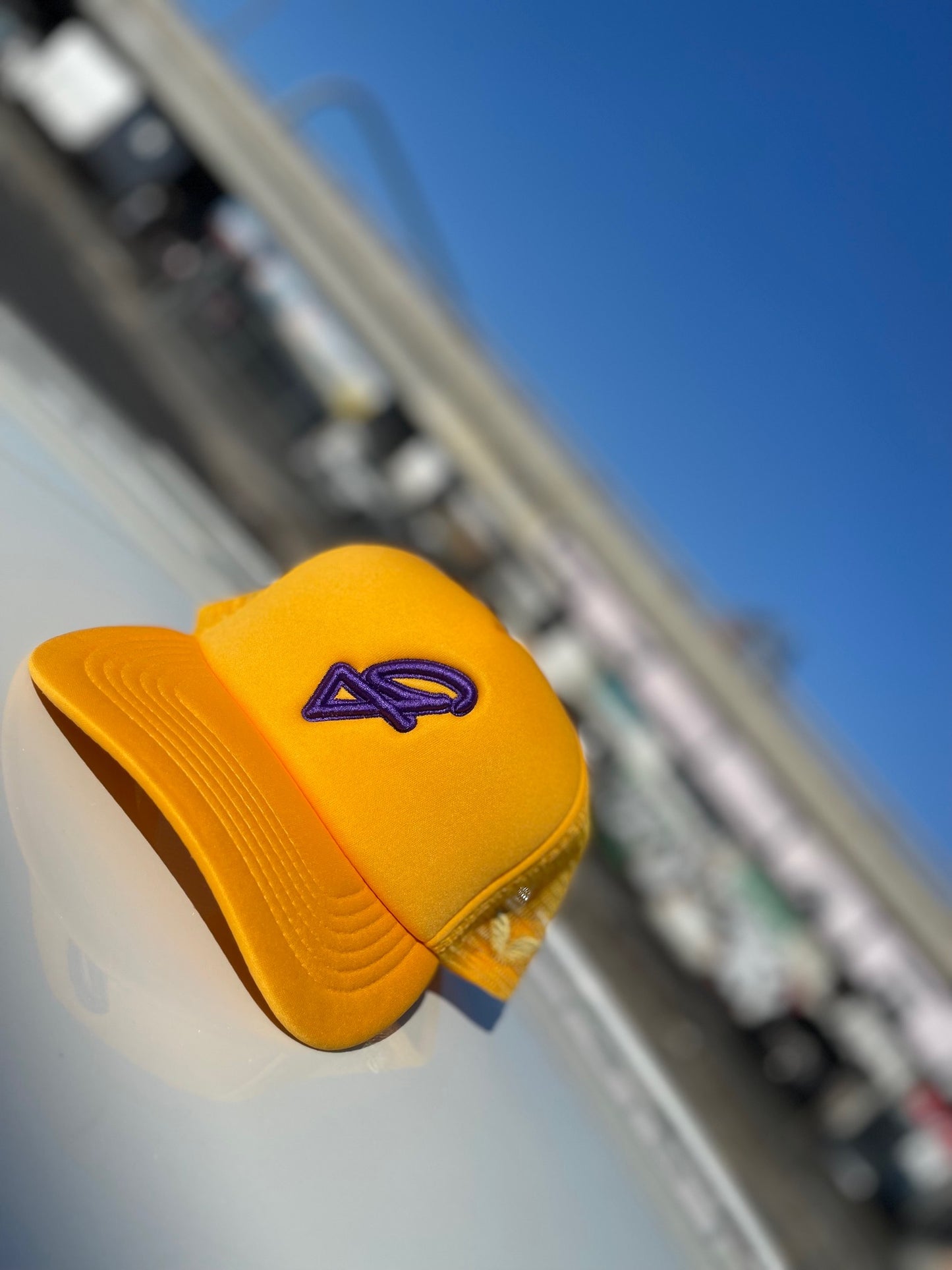 Lakeshow G Trucker